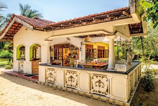 לינה וארוחת בוקר קלפיטייה Kite House Cafe מראה חיצוני תמונה